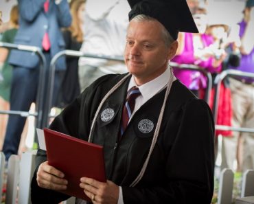 Custodian Graduates from College he Spent Almost a Decade Cleaning